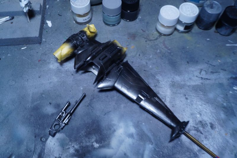 Sous-couche gunmetal;