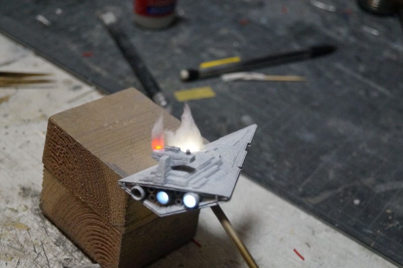 Détail du socle du superdestroyer stellaire Executor - 1